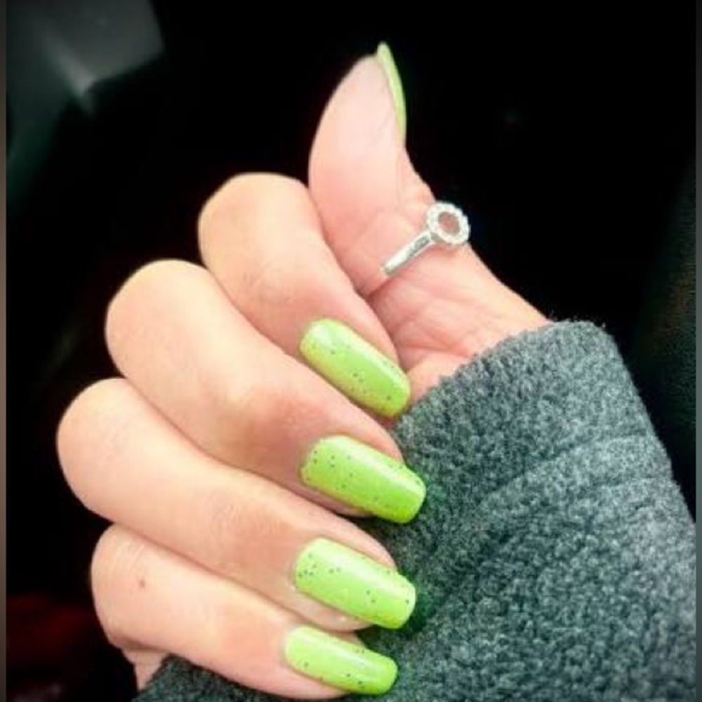 Kiwi Cutie (Buy 4 for $12)